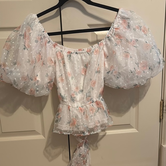 Floral Puff Sleeve Top - Picture 1 of 3